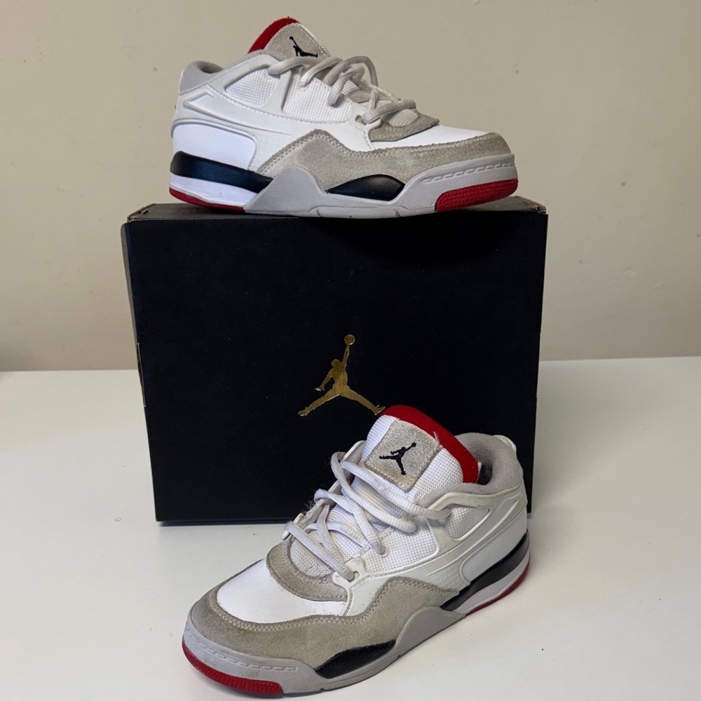 Nike Jordan Kids White Grey Red Low-Top Basketball Sneakers